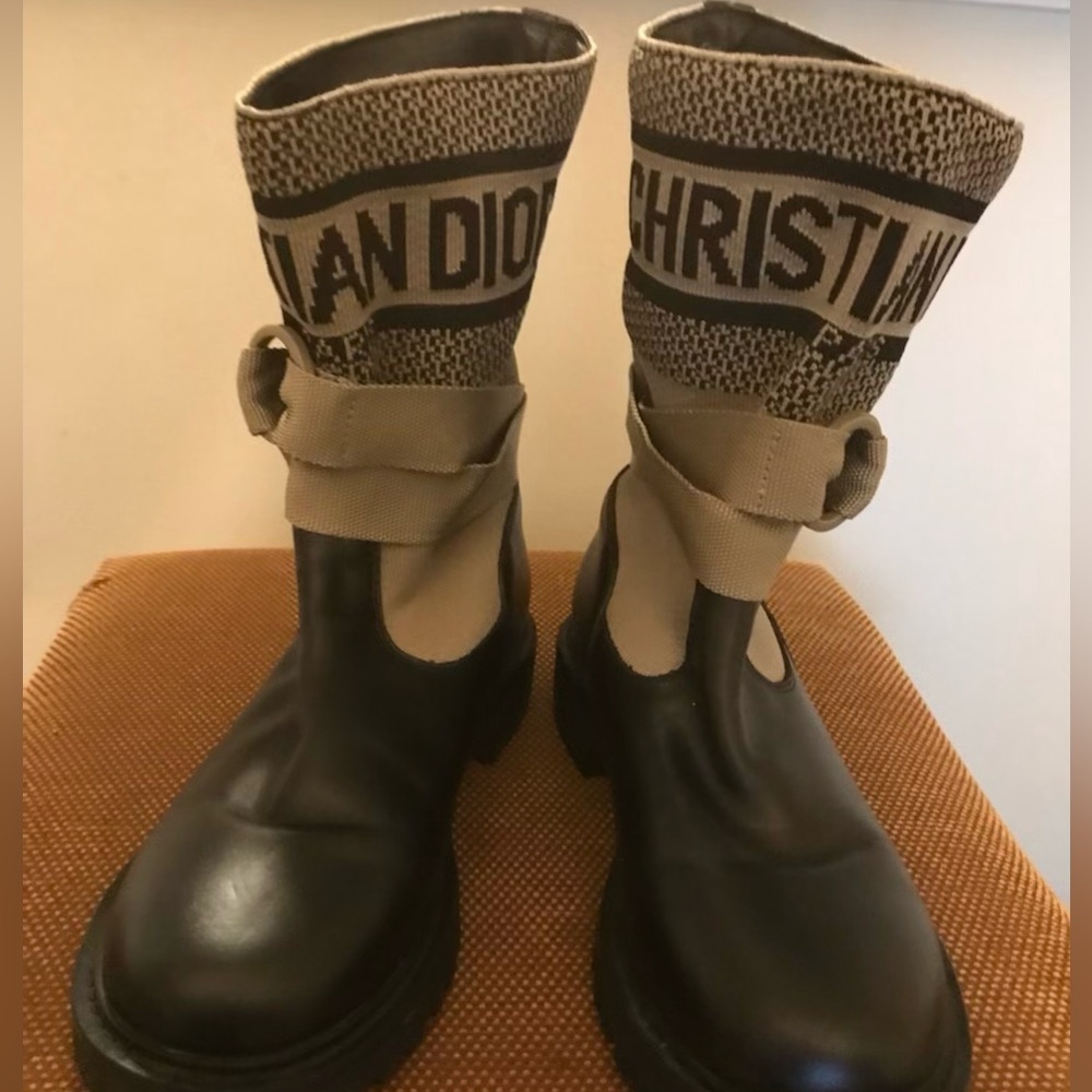 Dior Black Leather & Beige Knit Logo Ankle Boots authentic 100 - Picture 2 of 7